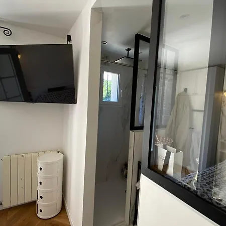 Lovely With Pool - Panoramic Sea View Antibes